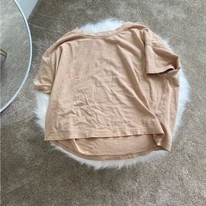 Lululemon Cates tee